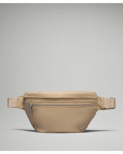 lululemon City Adventurer Belt Bag 2.5l - Colour Khaki - Natural