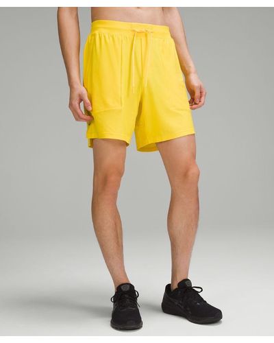 lululemon License To Train Linerless Shorts 7" Pique - Yellow