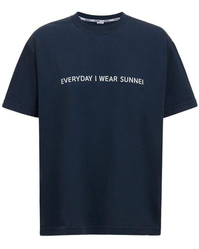 Sunnei Bedrucktes T-shirt Aus Baumwolljersey "eiws" - Blau