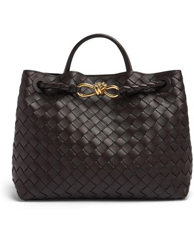 Bottega Veneta Medium Andiamo Leather Top Handle Bag - Black