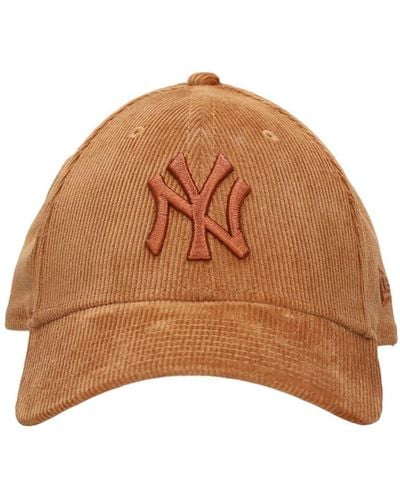 KTZ Ny Yankees 9forty Corduroy Cap - Brown
