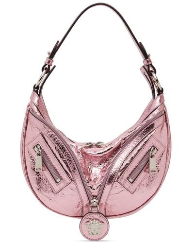 Versace Petit sac hobo en cuir métallisé repeat - Rose