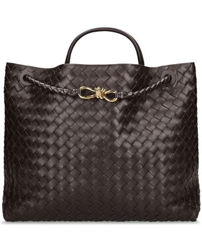 Bottega Veneta Large Andiamo Leather Top Handle Bag - Black