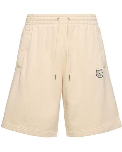 Maison Kitsuné Shorts oversize con patch - Neutro