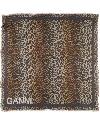 Ganni Xxl Leopard スカーフ - ブラウン