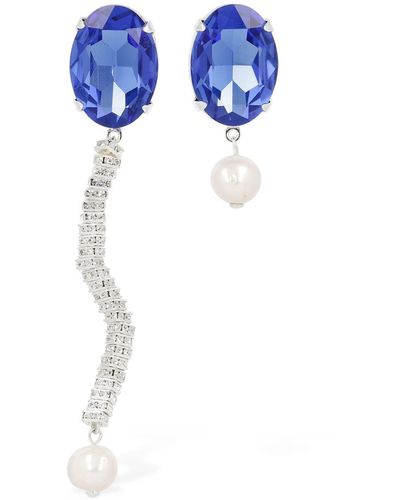 Magda Butrym Orecchini asimmetrici con perle e cristalli - Blu