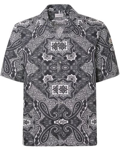 Moncler Bandana Print Poplin Short Sleeve Shirt - Grey