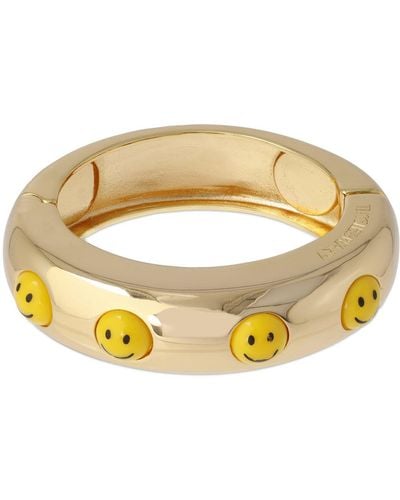 Timeless Pearly Smiley Cuff Bracelet - Metallic