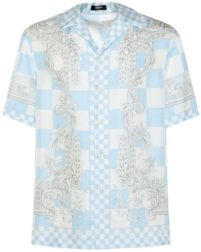 Versace Kariertes Hemd aus bedrucktem Seiden-Twill mit Reverskragen - Blau