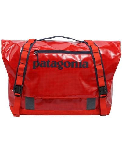 Patagonia 24l Black Hole Waterproof Messenger Bag - Red