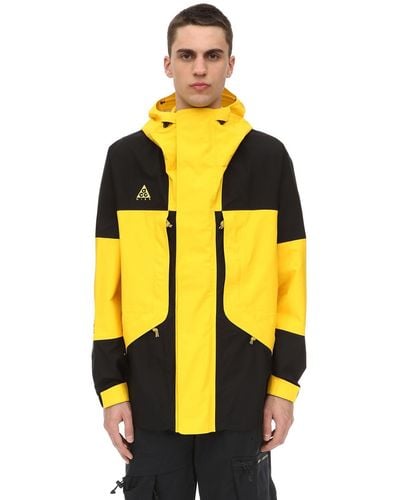 Nike Acg Gore-tex Men's Jacket - Yellow