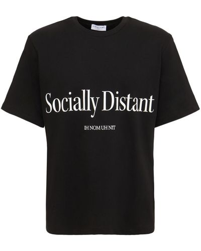 ih nom uh nit Socially Distant コットンtシャツ - ブラック
