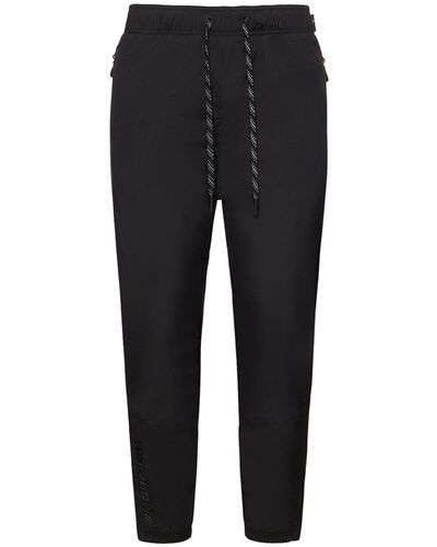 3 MONCLER GRENOBLE Pantalones de nylon stretch - Negro