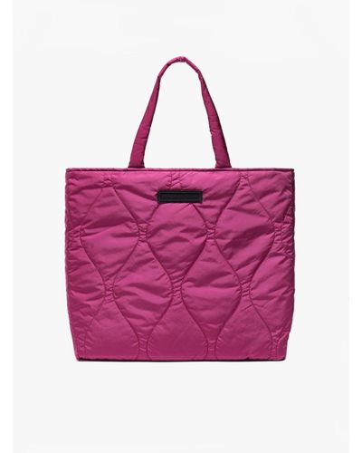 Mackintosh Lexis Burgundy Quilted Nylon Bag - Natural