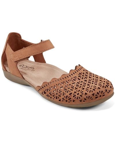 Earth Bronnie Round Toe Casual Slip-on Flat Shoes - Brown