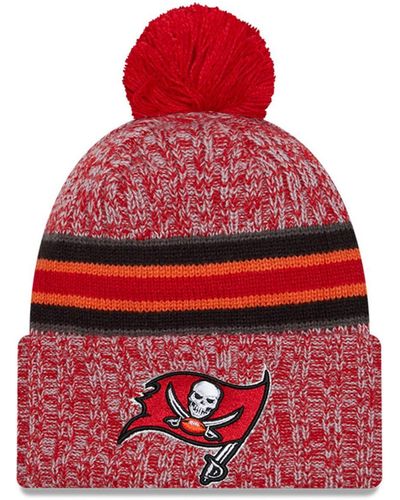 KTZ Tampa Bay Buccaneers 2023 Sideline Cuffed Knit Hat With Pom - Red