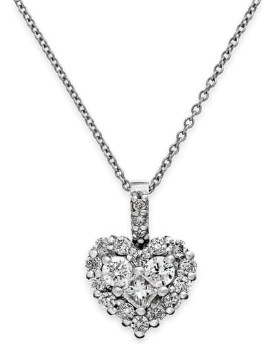 Effy Jewelry, Grand Cayman - Effy 14k gold Black Onyx & Diamond Heart  Necklace🖤❤️🖤 Just one is stock. Visit us today. Regular: $2150 Now:$995  #EffyJewelry #EffyMoments #EffyStyle #FineJewelry #valentinesday #sale  #caymanislands #effycayman #
