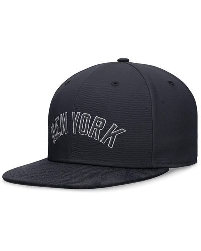 Nike New York Yankees Evergreen Performance Fitted Hat - Blue