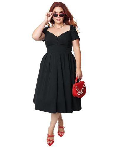 Unique Vintage Plus Size Short Sleeve Sweetheart Midge Swing Dress - Black