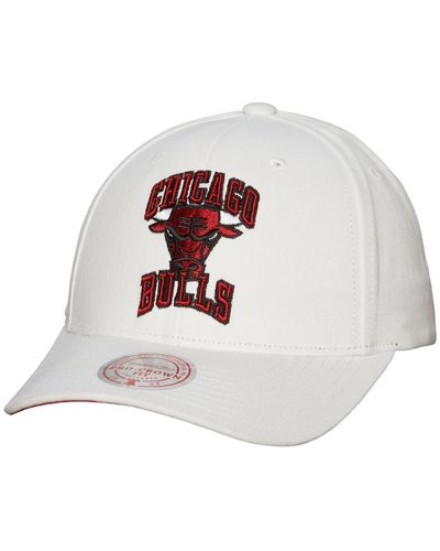 Mitchell & Ness Chicago Bulls Hardwood Classics All In Retro Snapback Hat - White