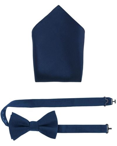 Trafalgar Sutton Solid Color Silk Bowtie And Pocket Square Combo - Blue