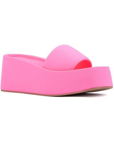 Olivia Miller Uproar Wedge Sandal - Pink