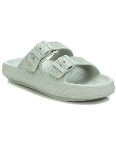 Xti Rubber Flat Sandals By - Green