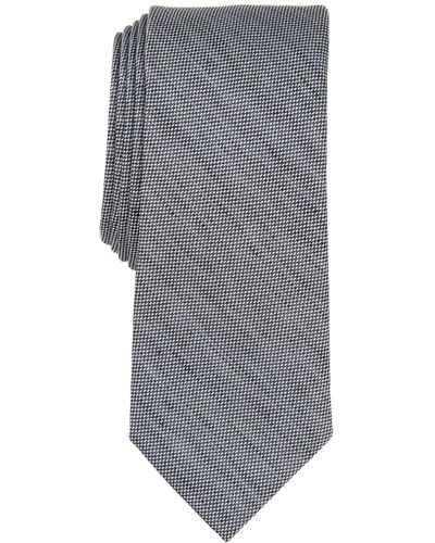 BarIII Dunbar Solid Slim Tie - Black