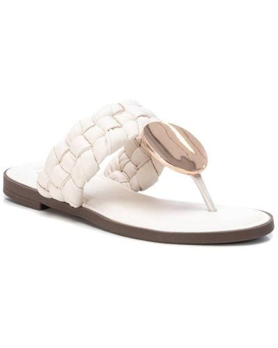 Xti Flip Flop Sandals By - White