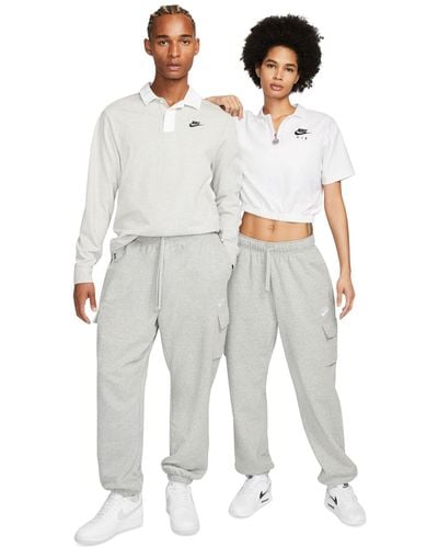 Women's Nike Sportswear Club Fleece Mid-Rise Oversized Cargo Sweatpants (Plus Size) in Grey