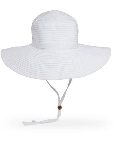 Sunday Afternoons Beach Hat - White