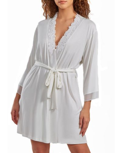 iCollection Cyrus Lace Robe - White