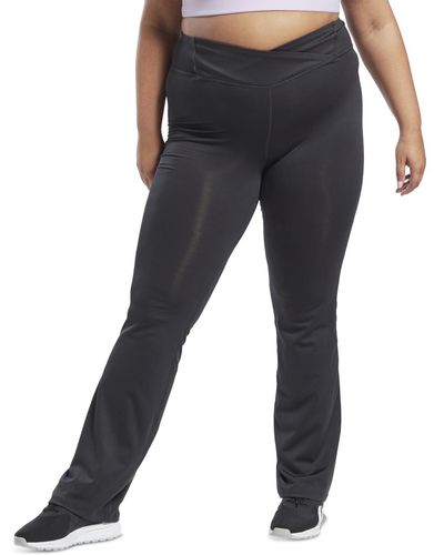 Woman's Pants Reebok Plus Size Workout Ready Vector Leggings