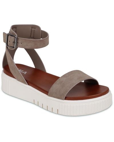 MIA Lunna Round Toe Platform Sandals - Brown