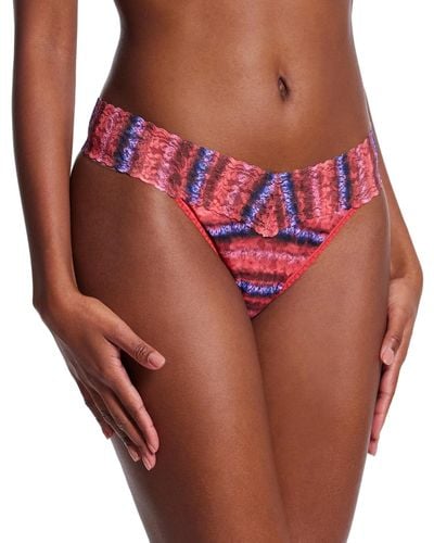 Hanky Panky Printed Signature Lace Original Rise Thong Underwear - Red