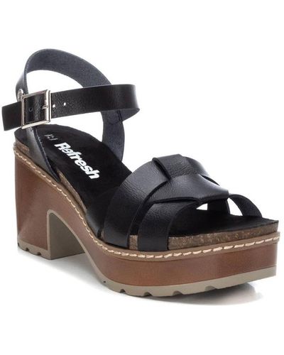 Xti Casual Heeled Platform Sandals By - White