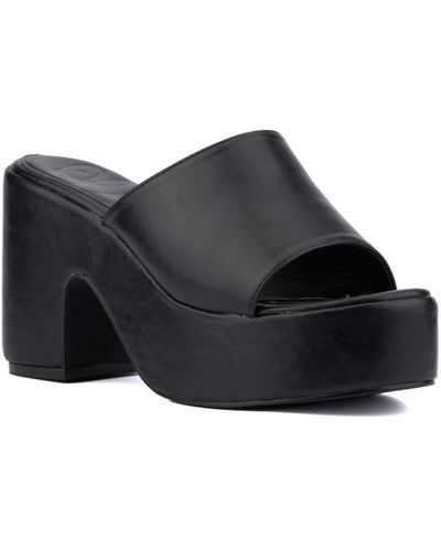 Olivia Miller Crush Platform Heel Sandal - Black