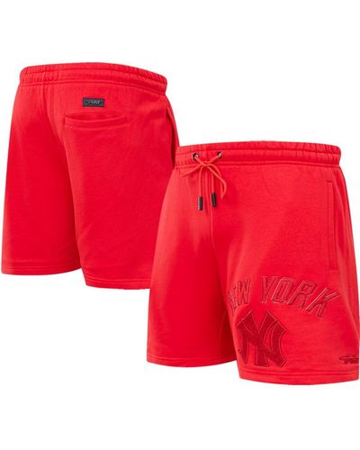 Pro Standard New York Yankees Triple Classic Shorts - Red