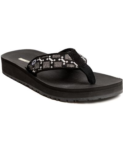 Minnetonka Hedy 2.0 Thong Sandals - Black