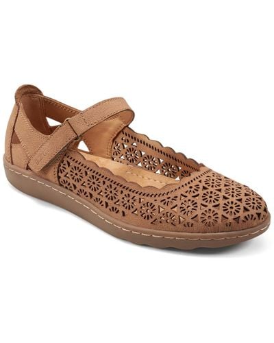Earth Lady Round Toe Casual Slip-on Flat Shoes - Brown