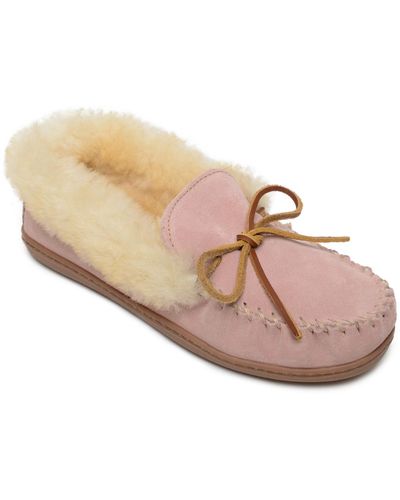 Minnetonka Alpine Sheepskin Slippers - Pink