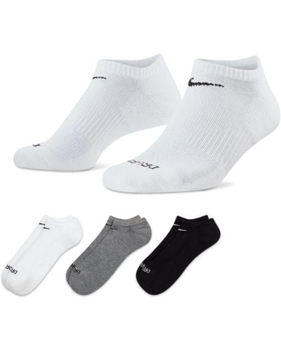 Nike Everyday Plus Cushion Training No-show Socks 3 Pairs - White