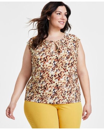 Kasper Plus Size Printed Pleated Keyhole-neck Knit Top - Natural