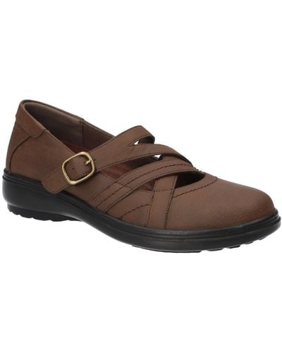 Easy Street Wise Comfort Mary Janes - Brown