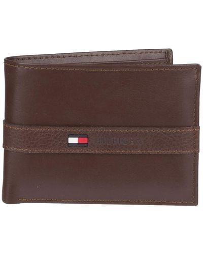 Tommy Hilfiger Premium Leather Rfid Passcase - Brown