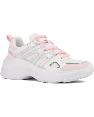 Olivia Miller Show Off Low Top Sneaker - White