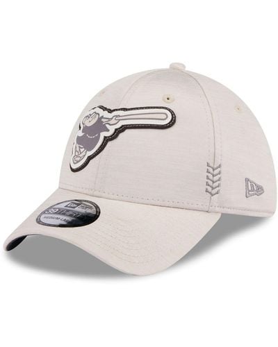 KTZ San Diego Padres 2024 Clubhouse 39thirty Flex Fit Hat - Natural