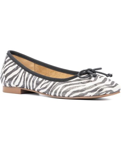 New York & Company Paulina- Square Toe Ballet Flats - White