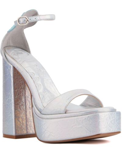 Olivia Miller Amour Platform Heel Sandals - White
