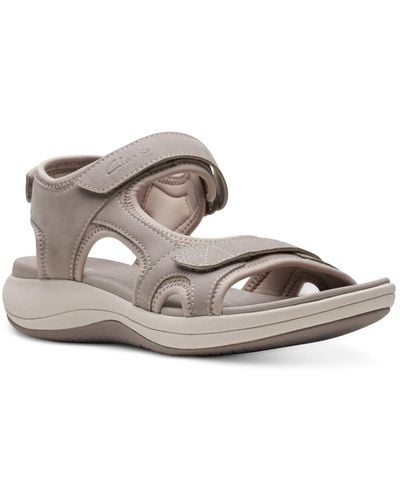 Clarks Cloudsteppers Mira Bay Strappy Sport Sandals - Gray